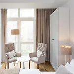 Aparthotel Avanti 4*
