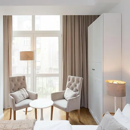 Aparthotel Avanti 4*