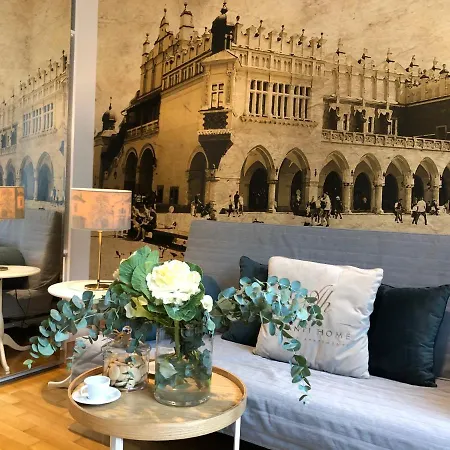 Aparthotel Avanti 4*